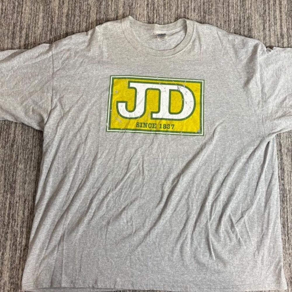 Super crazy vintage retro Y2K graphic Gray John Deere tee
